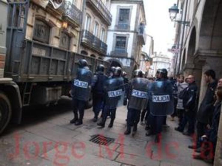 Policías no centro de Santiago