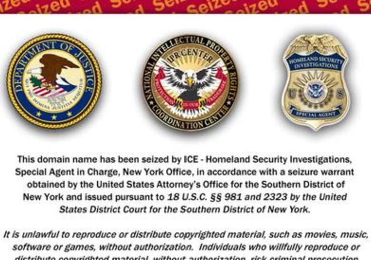 Os logotipos do Departamento de Xustiza dos EE.UU. en rojadirecta.com e rojadirecta.net