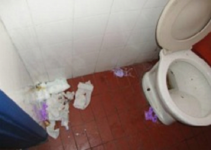 Baño dos traballadores da subcontrata