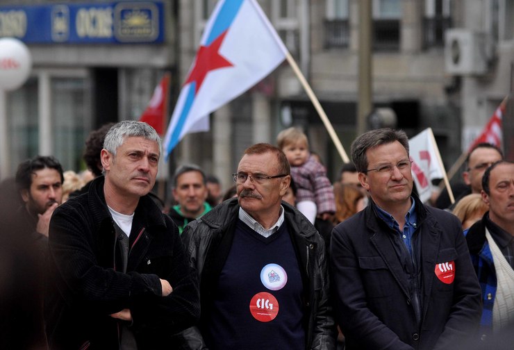 Xavier Vence (dereita), portavoz do BNG, na manifestación do 1º de maio en Vigo / Miguel Núñez