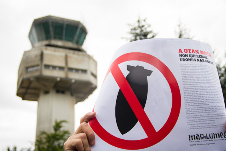 Acto en contra da base de drones nas Rozas