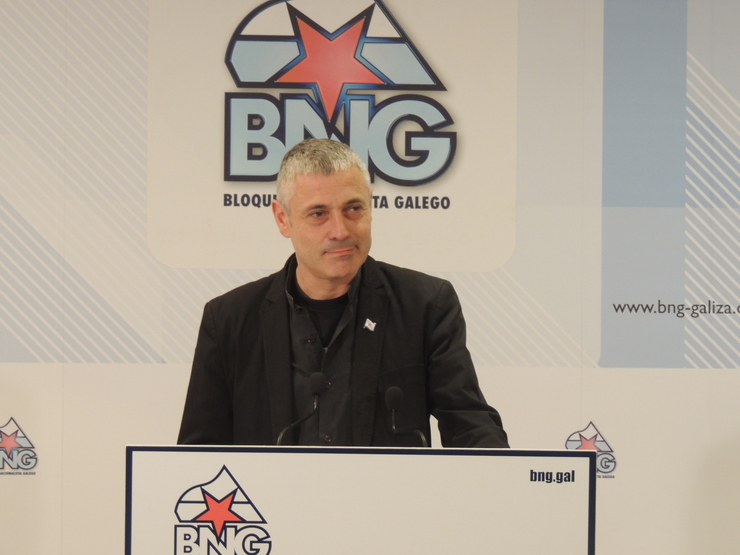 Bieito Lobeira, secretario de Organización do BNG nunha rolda de prensa 
