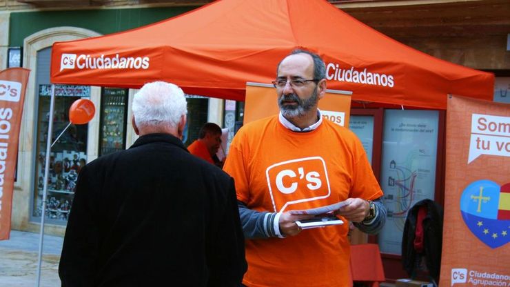 Reparto de propaganda electoral de Ciudadanos 