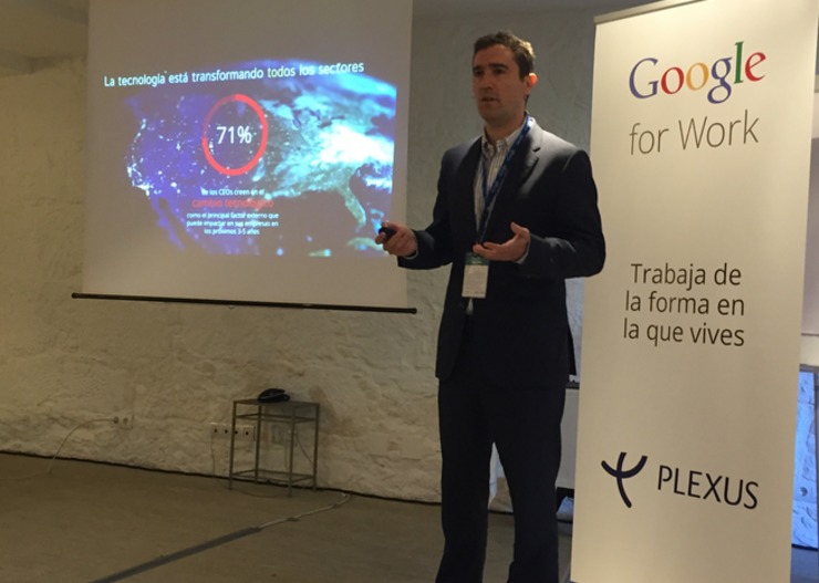 Rafael Sánchez (Responsable de Negocio de Google for Work) na presentación de Google for Work en Santiago