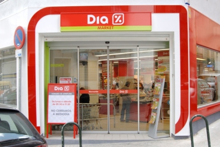 Tenda da cadea de supermercados DIA 