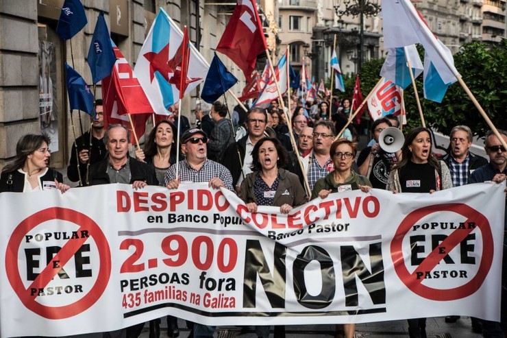 Protesta contra un pasado ERE no Banco Pastor 