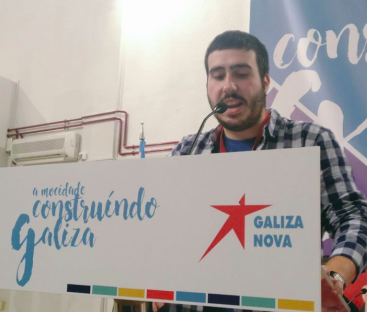 Alberte Fernández Silva na Asemblea que o elixiu líder de Galiza Nova