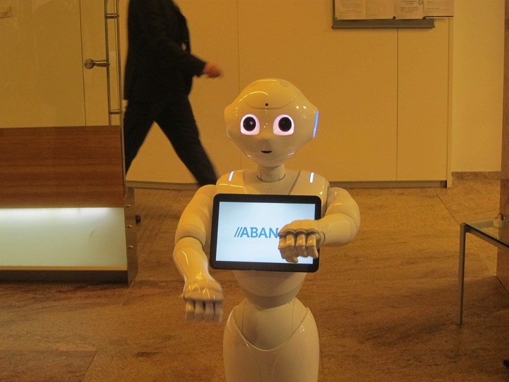 Robot presentado por Abanca 