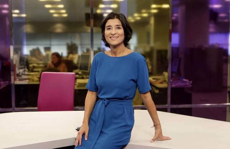 Fernanda Tabarés, presentadora de Vía TV 