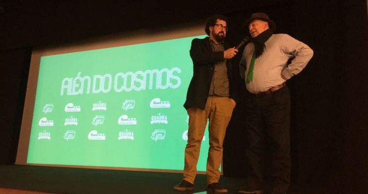 O xornalista Padro Pablo Alonso e Santi Formoso, na estrea en Vigo. 