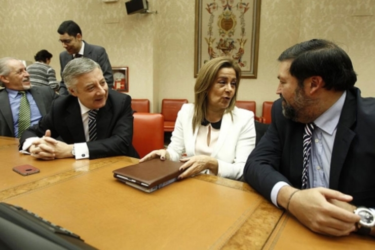 José Blanco, Carmela Silva e Francisco Caamaño na sinatura dun acordo en época do Goberno de Zapatero  / psoe.es