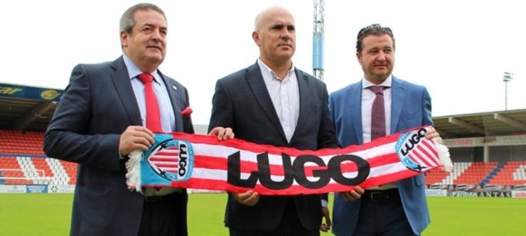 Tino Saqués, Luis César e Emilio de Dios, responsábeis do Lugo 2016-17. 