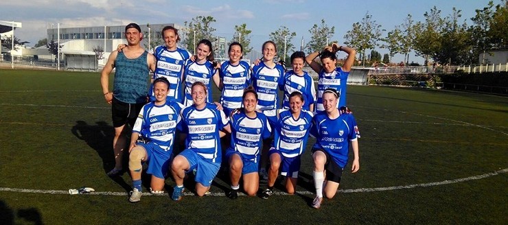 O equipo de Fillas de Breogán, campioas do torneo Ibérico en Tres Cantos. 