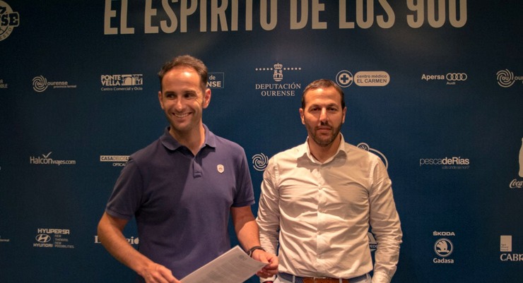 Á esquerda, o tamén investigado Antonio Gavilanes nunha foto cando era presidente do Club Ourense Baloncesto 
