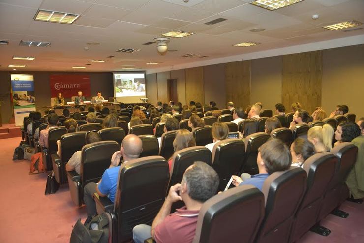 Seminario de pemes en Santiago para impulsar os negocios na Internet 