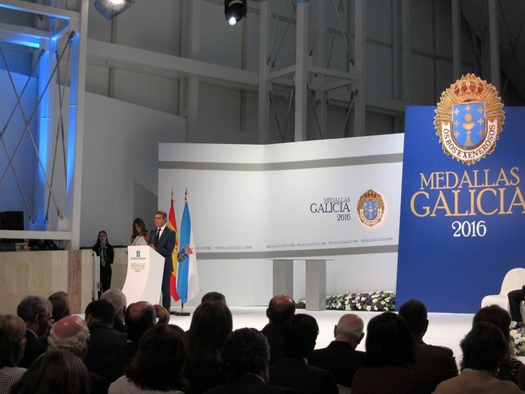 Feijóo durante a entrega das medallas de ouro de Galicia 