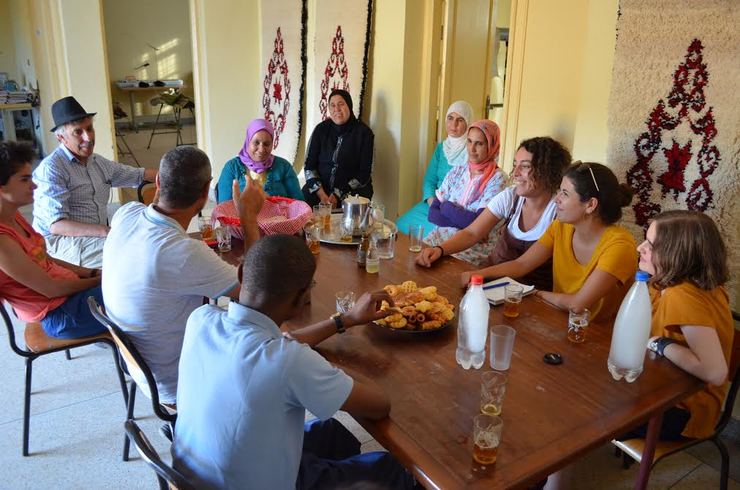 Voluntarias de Agareso mantenñen encontros con asociacións sociais de Marrocos 