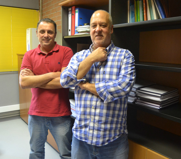 Os investigadores da Área de Ciencia Política e da Administración-Observatorio da Gobernanza G3 da Universidade de Vigo Óscar Briones e Enrique Varela 