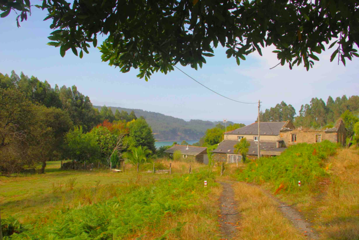 Núcleo no concello de Viveiro á venda por 312.000 euros 