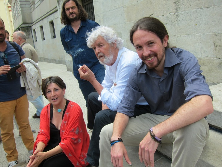 Yolanda Díaz (IU), Xosé Manuel Beiras (Anova) e Pablo Iglesias (Podemos)