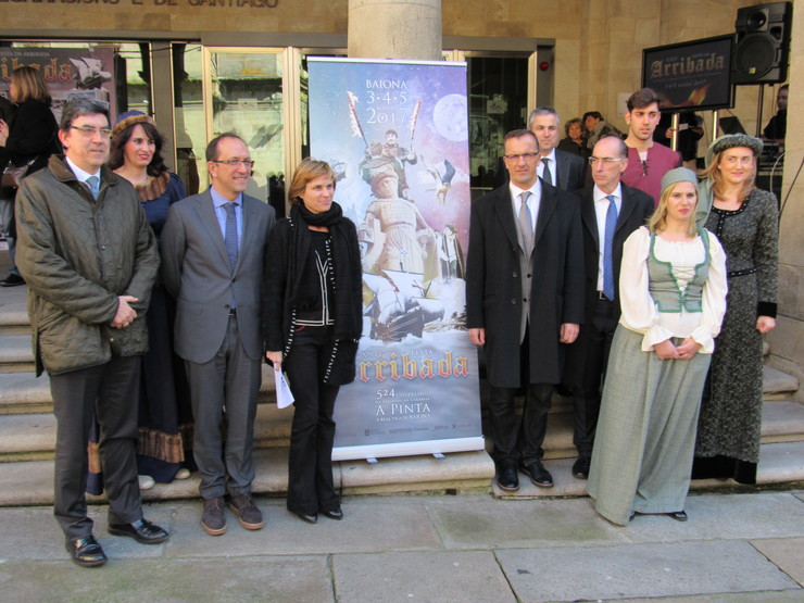 Autoridades na presentación da Festa da Arribada de Baiona 