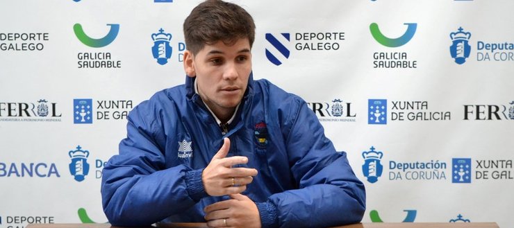 O lucense Diego Ríos ascendeu co Parrulo e cumplirá a cuarta tempada en Ferrol. 