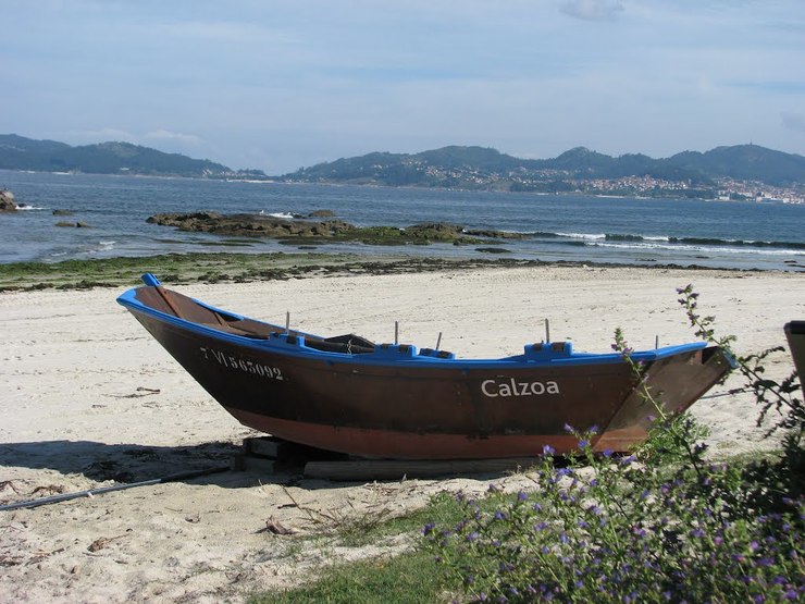 Praia da Calzoa, en Vigo, que o concello convertiu en areal para cans / mapio.net - Arquivo