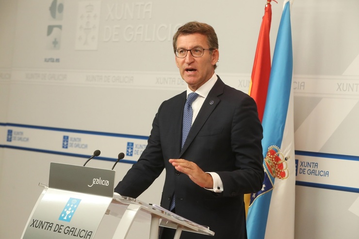El presidente de la Xunta, Alberto Núñez Feijóo, en rueda de prensa
