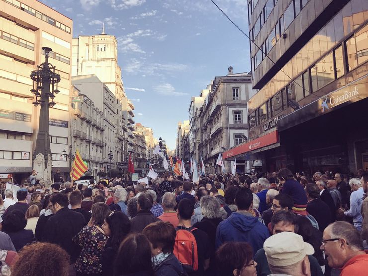 Manifestación en Vigo a favor do referendo de Cataluña