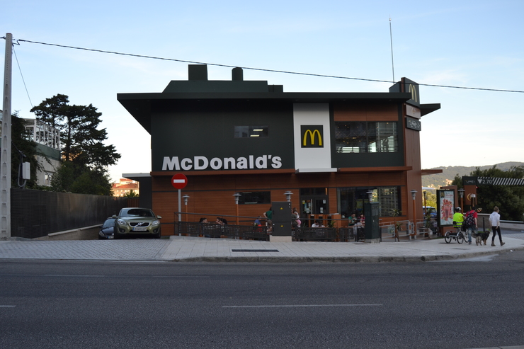 McDonald's de Vigo na avenida Gran Vía