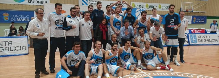 O Obra celebra o oitavo título da Copa Galicia en Marín. 