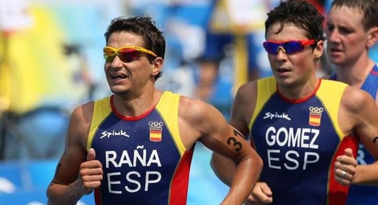 Iván Raña e Javi Gómez Noya, hai xa nove anos nas olimpíadas de Pequín.