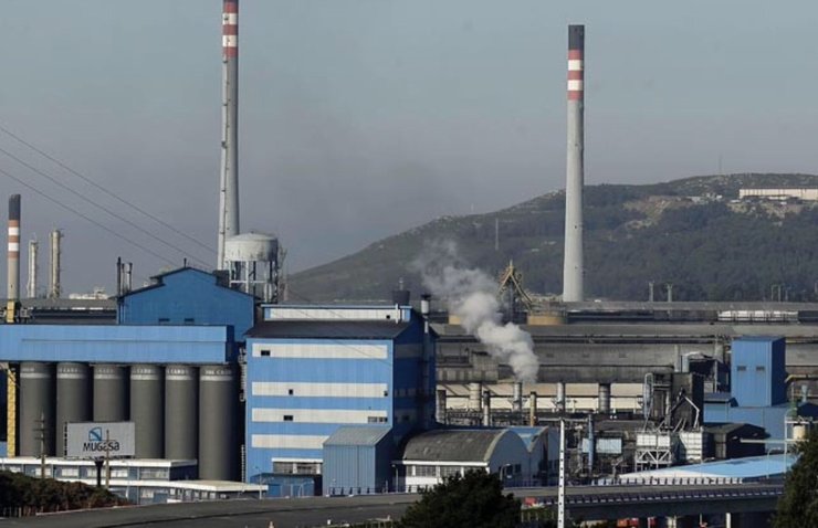 Planta de Alcoa na Coruña.