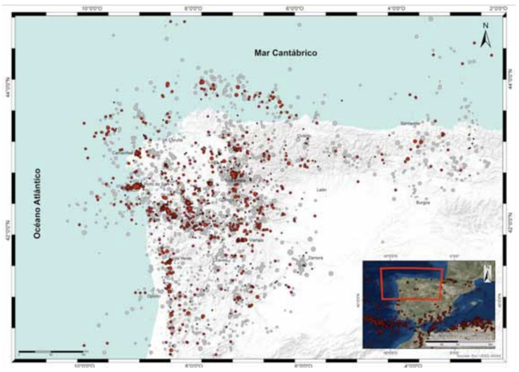Sismicidade no noroeste peninsular. Os puntos en gris mostran os terremotos anteriores ao 28 de agosto de 2011 e en cor vermella, os posteriores. Datum  ETRS-89 