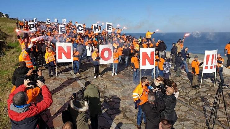 Protesta de traballadores de Alcoa este sábado na Coruña. CEDIDA 