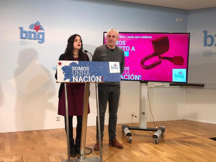 Noa Presas e Bieito Lobeira, responsables do BNG, na campaña do 6 de decembro / EP