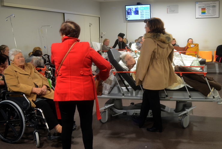 Sala de espera de Urxencias do Hospital Álvaro Cunqueiro de Vigo 