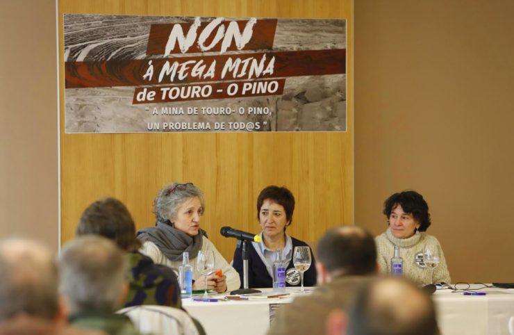 Lidia Senra participa na xornada 'A mina de Touro-O Pino, un problema de todos e todas'.