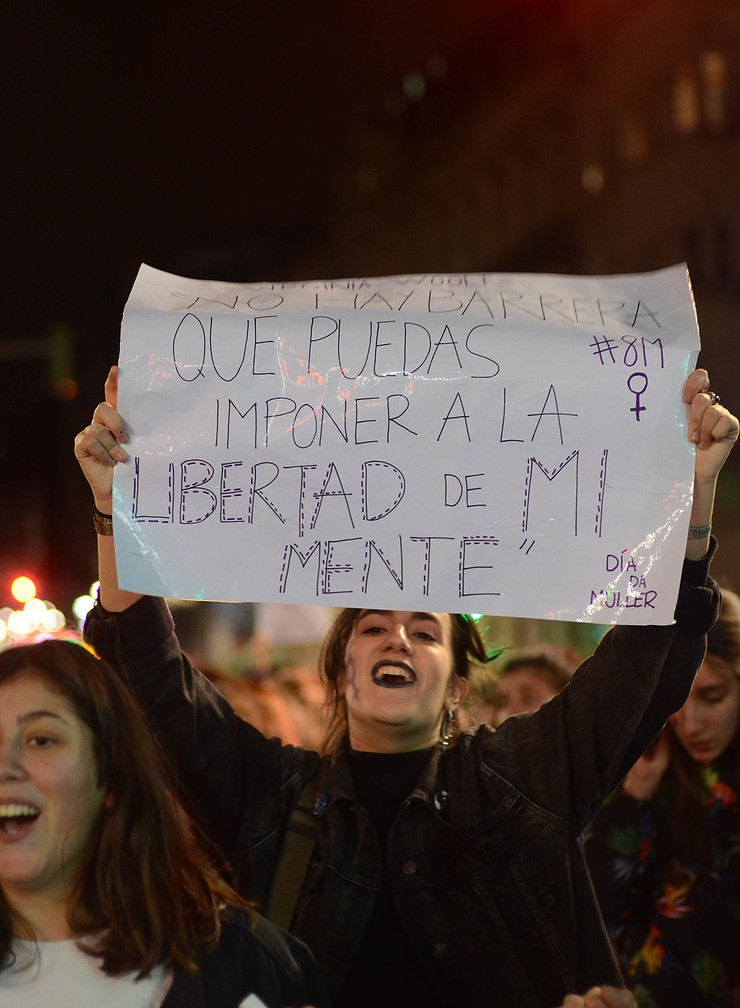 Manifestación en Vigo na xornada de folga feminista do 8 de marzo, Día da Muller 