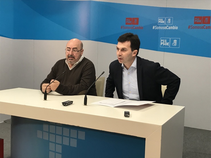 Roberto García e Gonzalo Caballero na rolda de prensa 