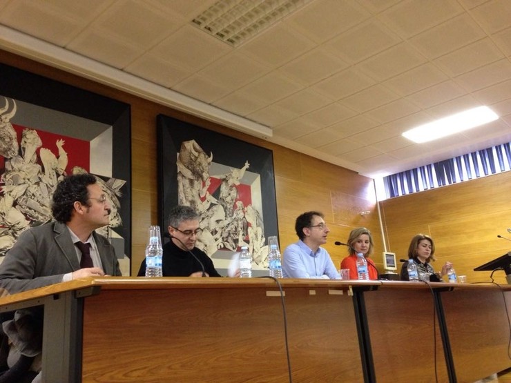 Mesa redonda sobre a situación do conflito da xustiza en Galicia 