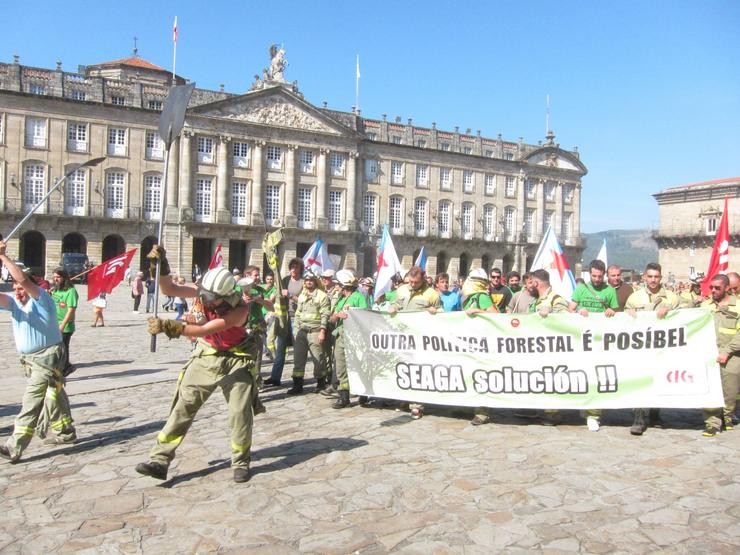 Protesta de brigadistas de Seaga en Santiago