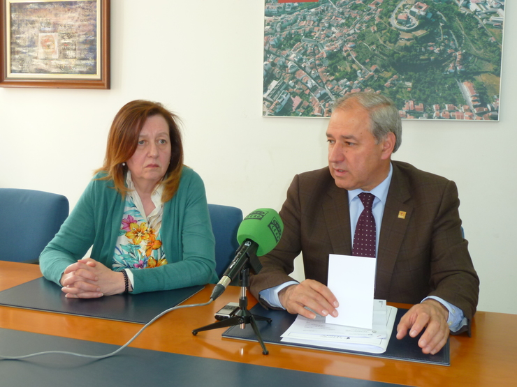 Marina Doutón e José Tomé Roca en rolda de prensa. Fonte: Concello de Monforte