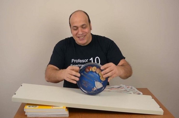 O profesor e 