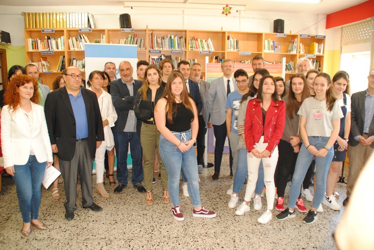 Alfonso Rueda e Román Rodríguez no IES Castro Alobre de Vilagarcía de Arousa 