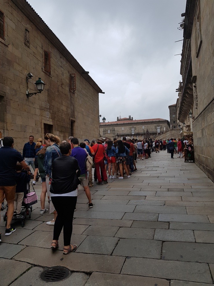 Colas para visitar o Pórtico da Gloria 