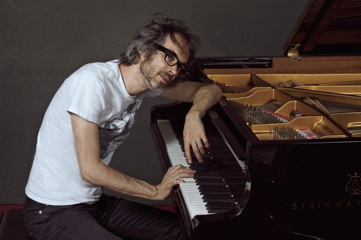 O pianista James Rhodes.