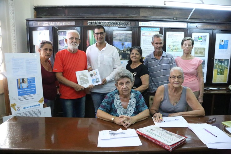 Na visita ao Centro Galego da Habana 