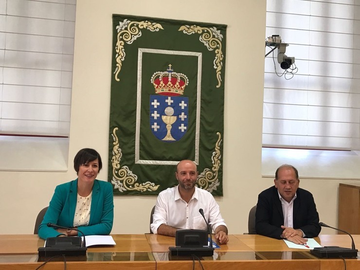 Pontón (BNG) Villares (En Marea) e Leiceaga (PSdeG) / Europa Press