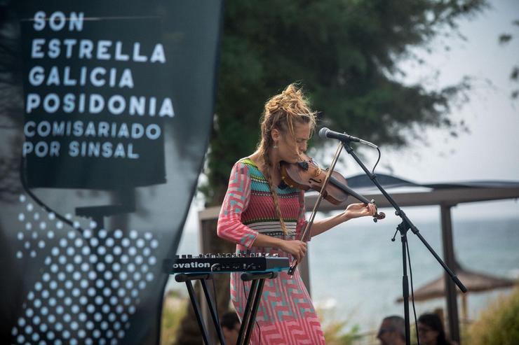 Actuación no SON Estrela Galicia Posidonia en Formentera. ESTRELA GALICIA / Europa Press